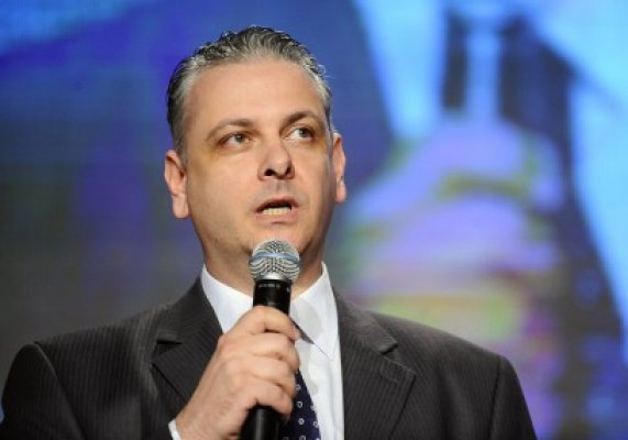 Cristian Petrescu demisionează din PDL. Fostul ministru susţine că nu se mai simţea reprezentat de conducere